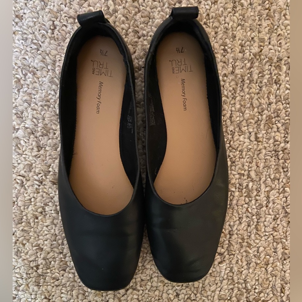 Black flats